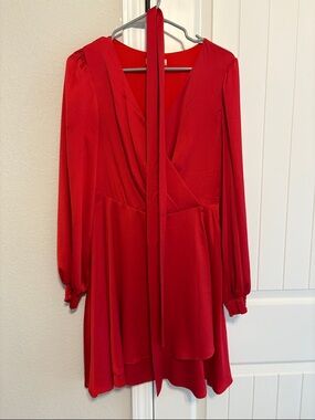 Women's Red Long-Sleeve V-Neck Tie-Detail Dress